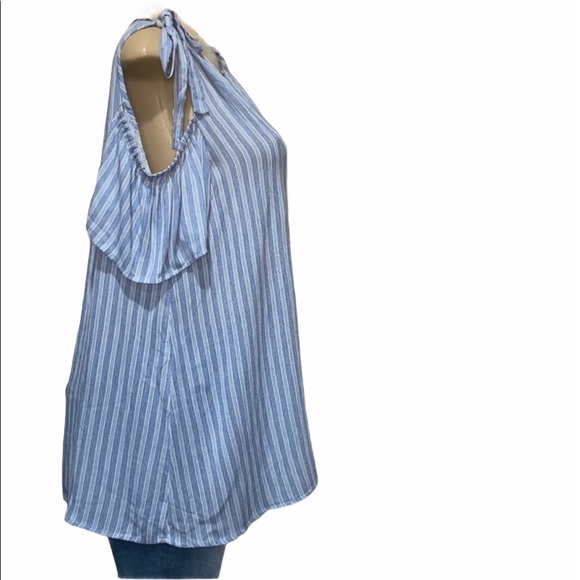 COVERSTICHED SHORT SLEEVE  COLD SHOULDER STRIPED TOP Large - Picture 3 of 8